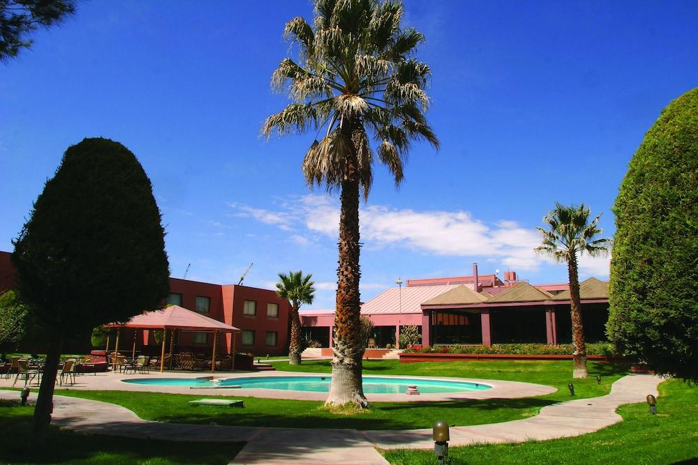 Park Hotel Calama Extérieur photo