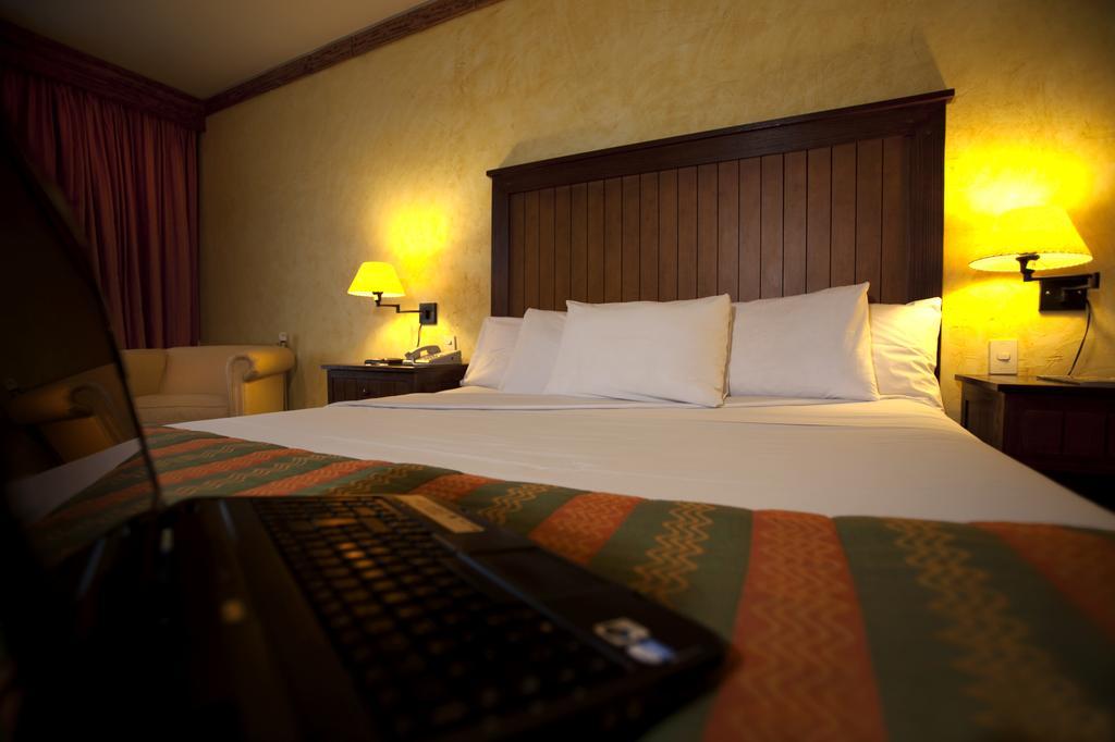 Park Hotel Calama Chambre photo
